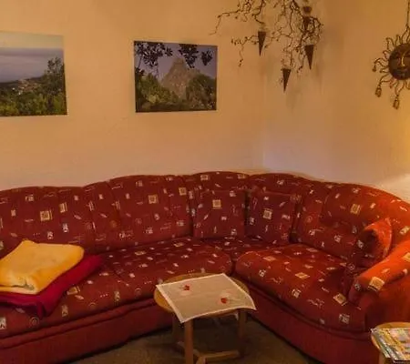 Tolle In Niedergurig Mit Garten, Grill Und Sauna Apartment