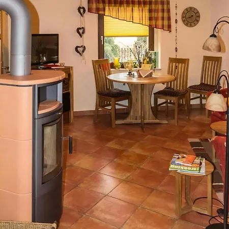 Apartment Tolle In Niedergurig Mit Garten, Grill Und Sauna